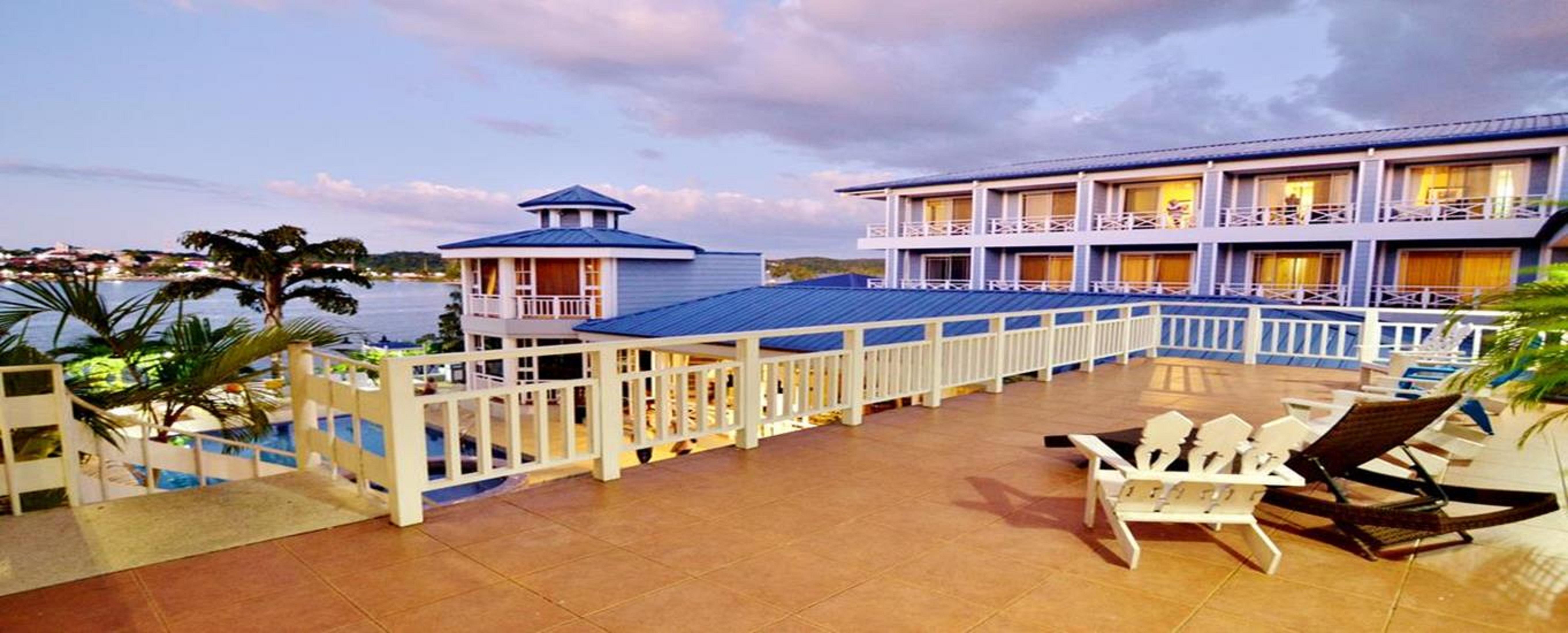 Hotel Casona Del Lago Flores Exteriör bild